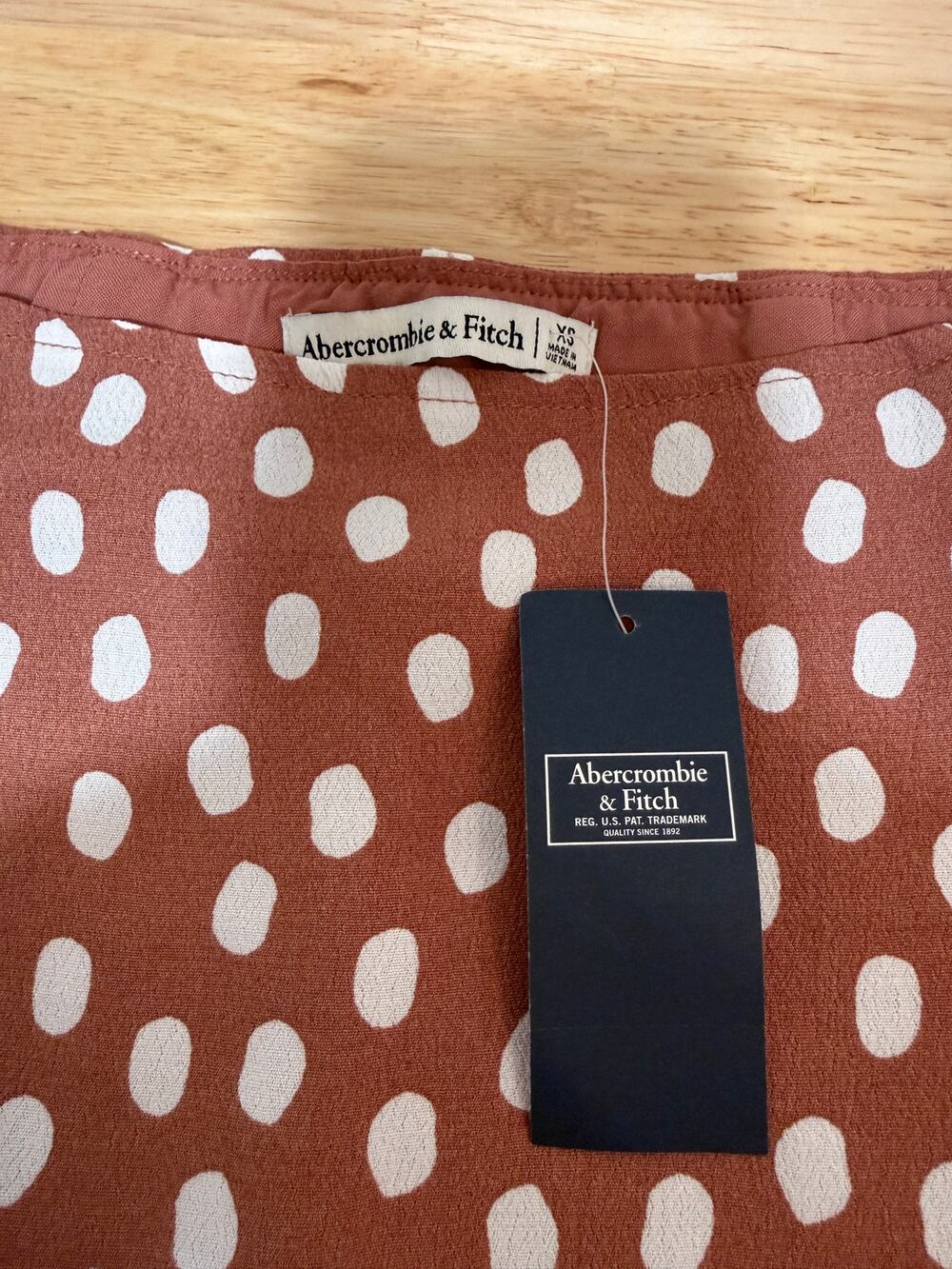 Abercrombie & Fitch Women’s XS Brown White Polka Dot Button Slit Mini Skirt NWT